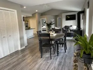 Beautiful living area with dining area